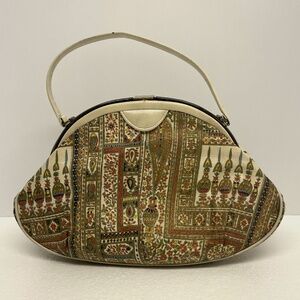 Possible Vintage Mel-Ton Purse cream colored, small